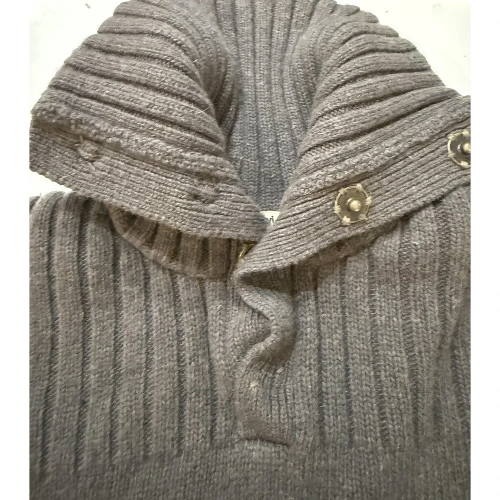 Mavi brand item